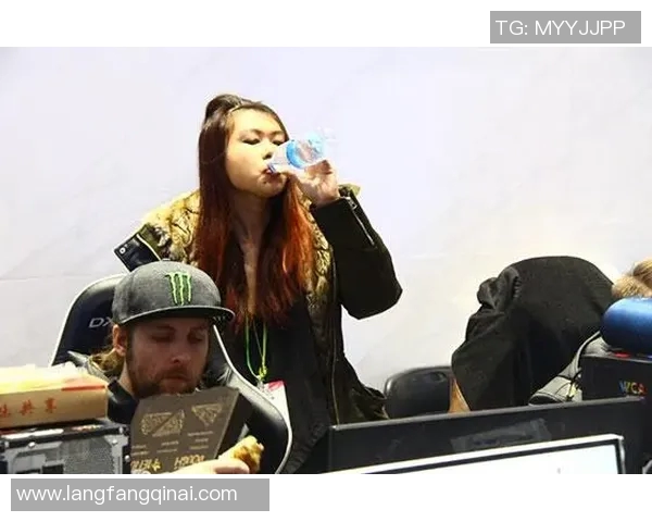 电竞数据与黄秀英的DOTA2旅程深度对话探索人生与游戏的交汇点