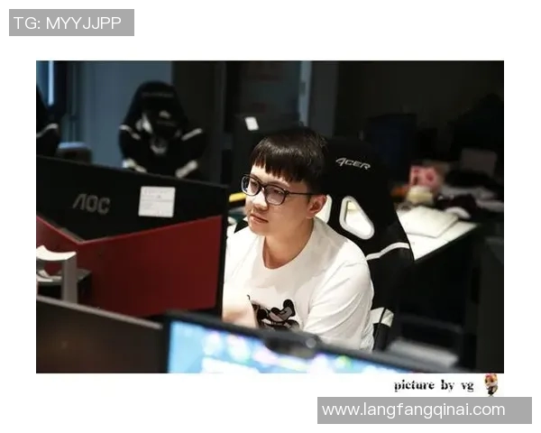 esports数据深度对话黄伟如何在DOTA2的世界中追寻梦想与成长 esports数据深度对话黄伟如何在DOTA2的世界中追寻梦想与成长